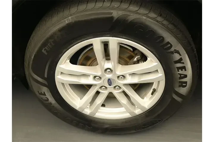 $29695 : Ford Explorer 2022 AWD XLT 4 image 9