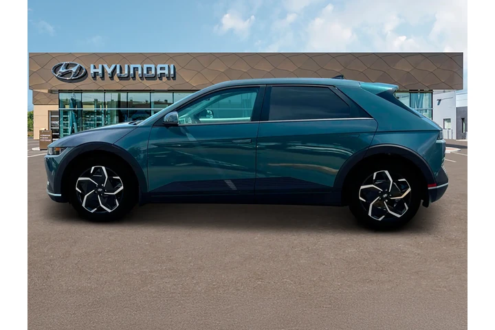 $23991 : Hyundai IONIQ 5 2024 SEL 4dr image 3