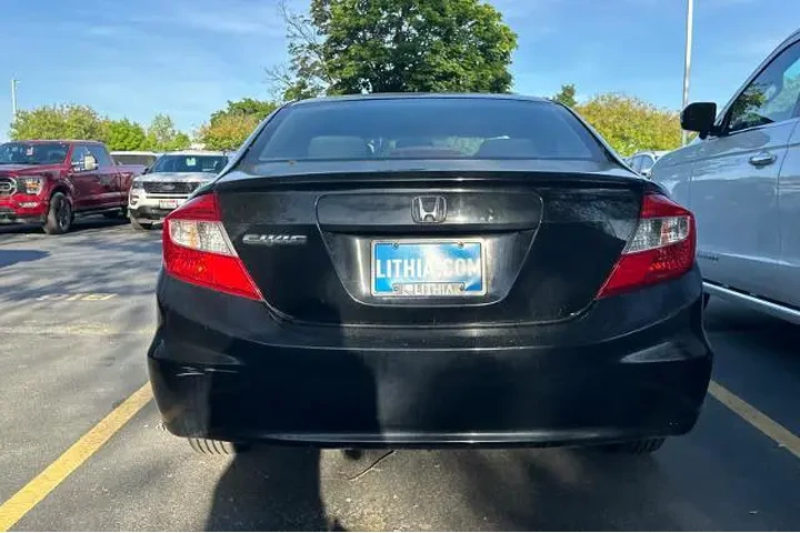 $10995 : Honda Civic 2012 LX 4dr Seda image 5