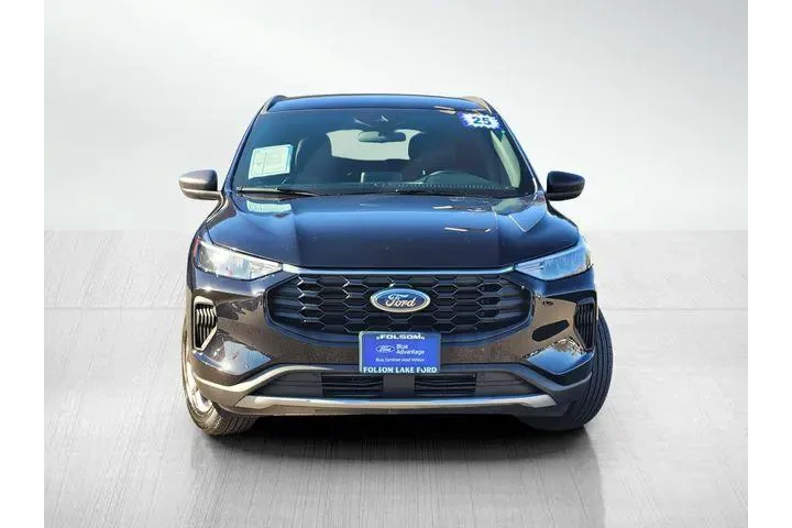 $26618 : Ford Escape 2025 AWD ST-Line image 2