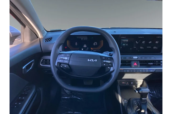 $26956 : Kia K4 2025 image 6