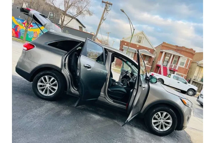 $10500 : 2016 Sorento LX V6 image 8
