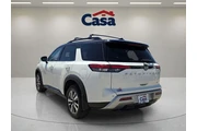 $34595 : Nissan Pathfinder 2024 SL 4d thumbnail