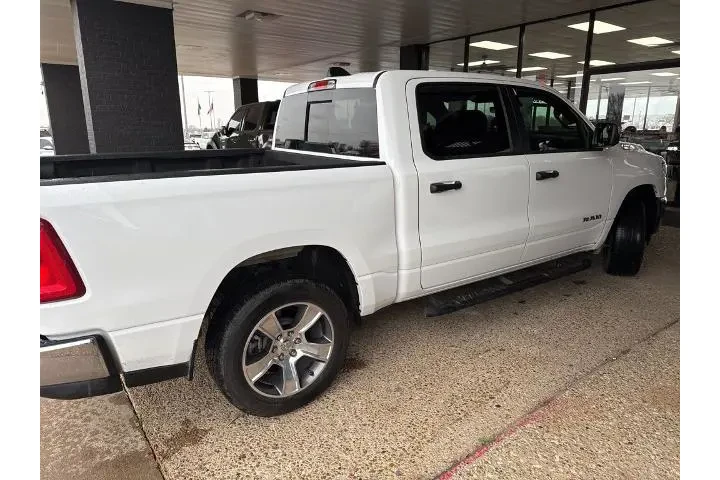 $33877 : Ram 1500 2025 4x4 Tradesman image 6