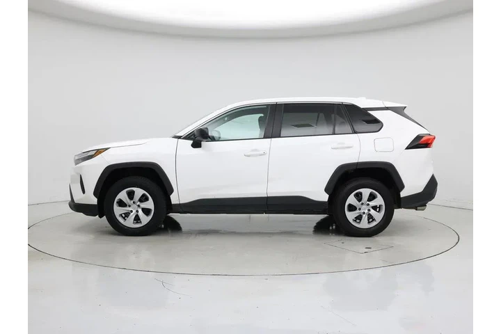 $25998 : Toyota RAV4 2024 AWD LE 4dr image 3