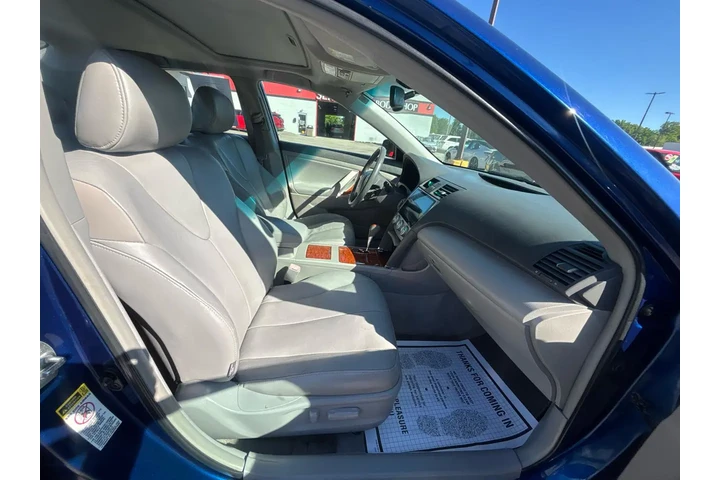 $7980 : 2009 Camry 4dr Sdn V6 Auto XL image 9