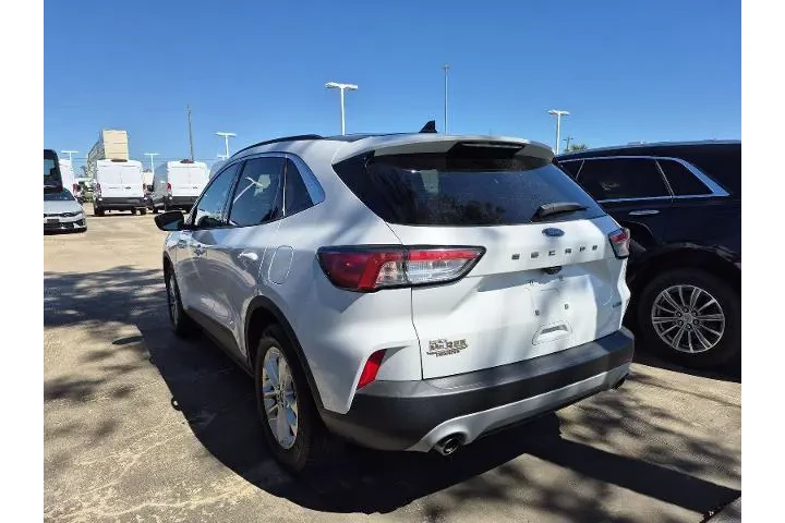 $13591 : Ford Escape 2020 SE 4dr SUV image 4