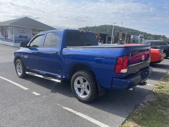 $27998 : PRE-OWNED 2016 RAM 1500 EXPRE image 4