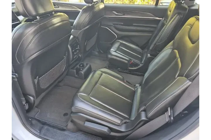 $30000 : Jeep Grand Cherokee L 2022 4 image 10