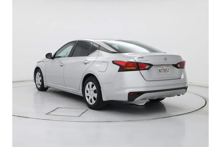 $17998 : Nissan Altima 2020 2.5 S 4dr image 2