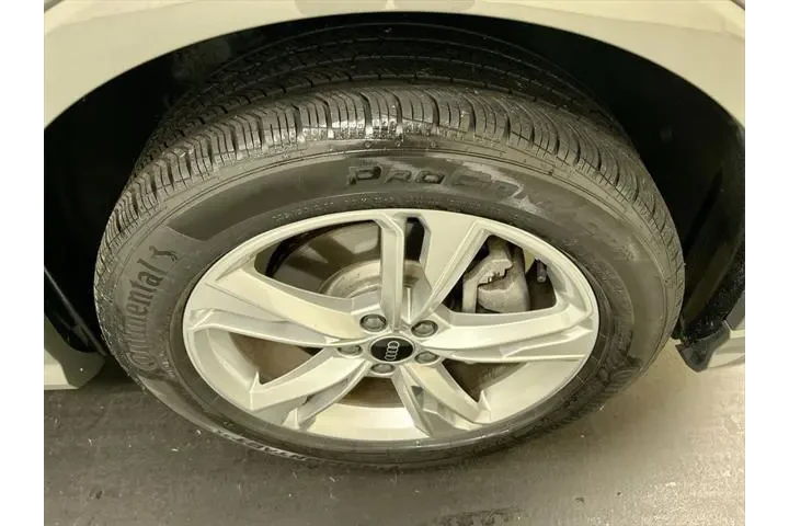 $33500 : Audi Q3 2024 AWD quattro S l image 8