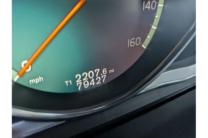 $14988 : 2017 XC60 Inscription image 10