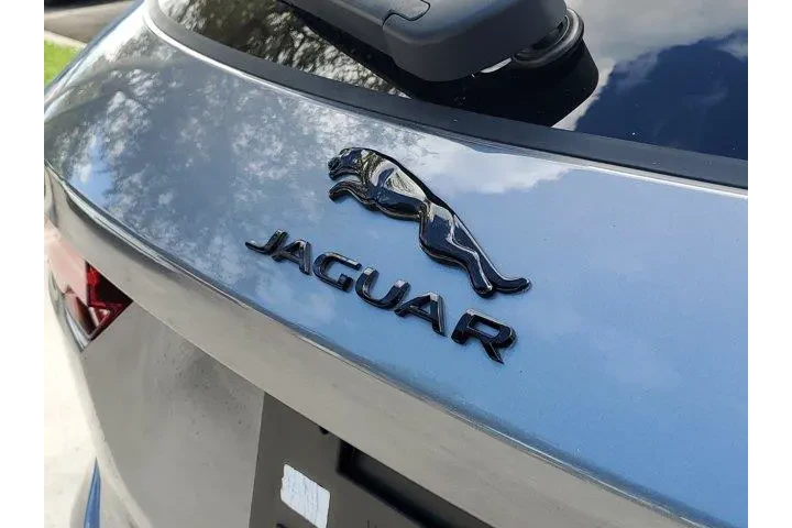 $36988 : Jaguar F-PACE 2024 AWD P250 image 10