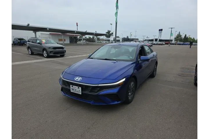 $20900 : Hyundai ELANTRA 2024 SEL 4dr image 3