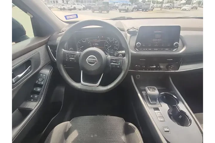 $16495 : Nissan Rogue 2021 SV 4dr Cro image 8