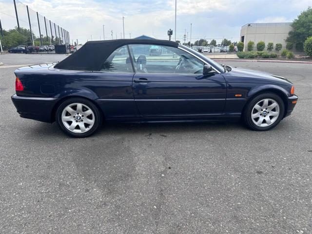 $7995 : 2000 BMW 3 Series 323Ci image 7