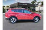 $18839 : Toyota RAV4 2015 AWD XLE 4dr thumbnail