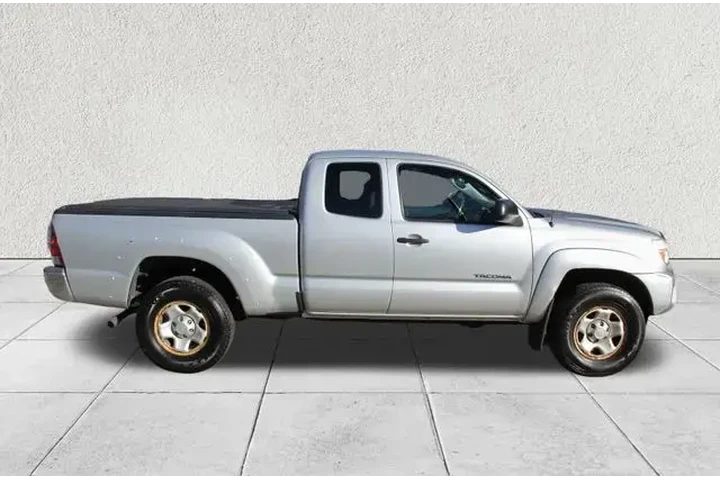 $8995 : Toyota Tacoma 2013 4x4 Base image 9