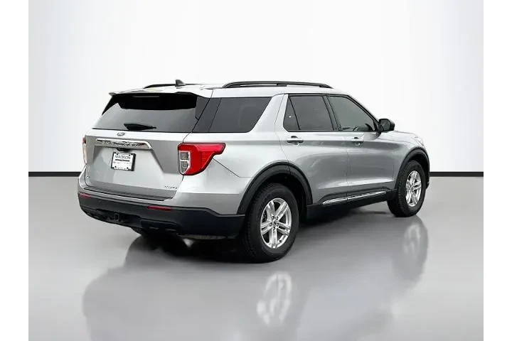 $24988 : Ford Explorer 2022 AWD XLT 4 image 5