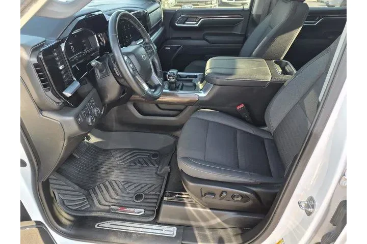 Chevrolet Silverado 1500 202 image 10