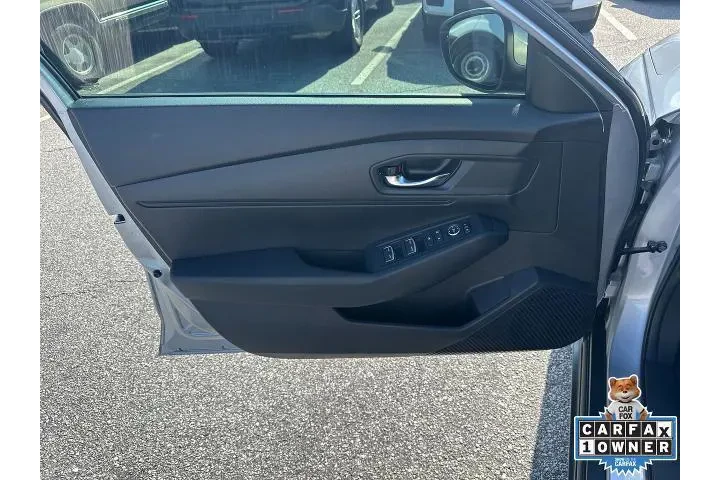 $23998 : Honda Accord 2023 LX 4dr Sed image 10