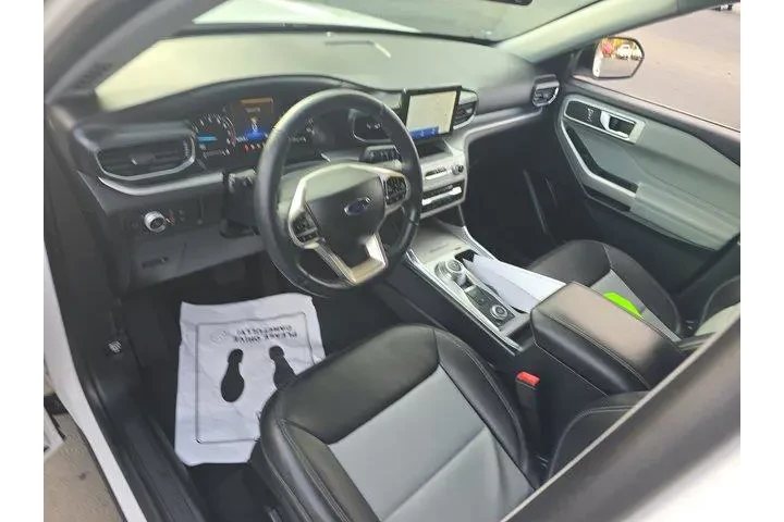 $35995 : Ford Explorer 2022 AWD XLT 4 image 7