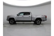 $31998 : Toyota Tacoma 2019 4x4 TRD S thumbnail