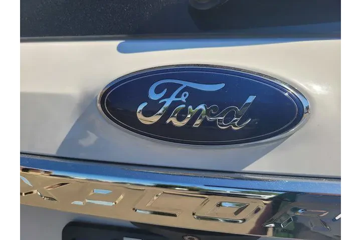 $14994 : Ford Explorer 2016 XLT 4dr S image 7