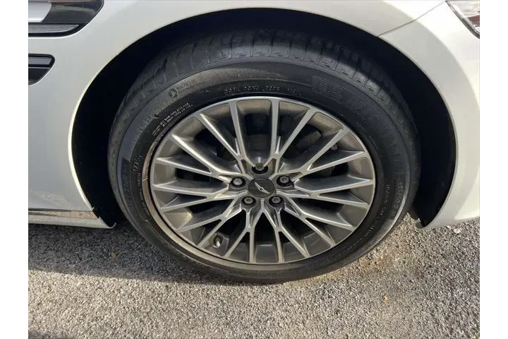 $31999 : Genesis G80 2021 2.5T 4dr Se image 6