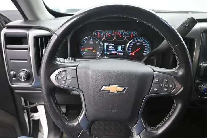 $10596 : Chevrolet Silverado 1500 201 image 4