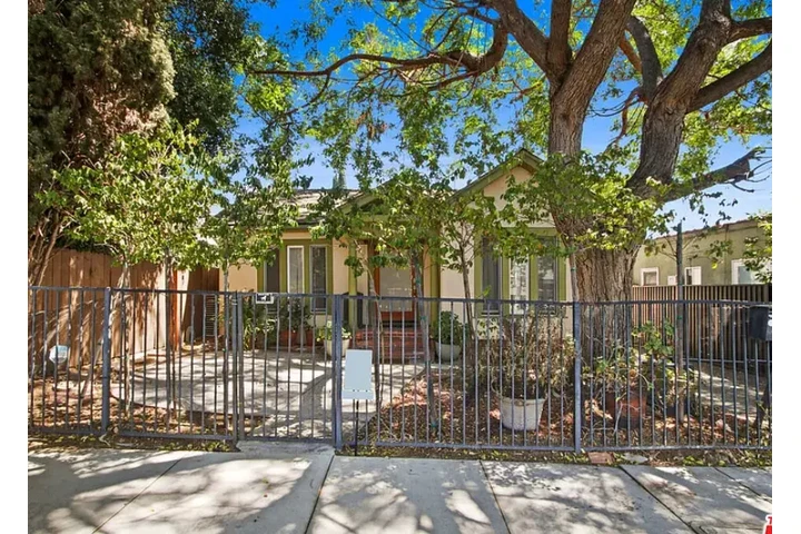 $2250 : HOUSE RENT IN West Hollywood image 3