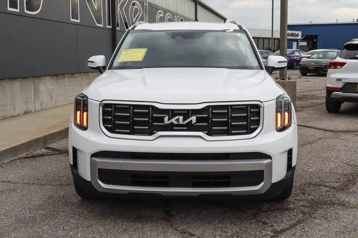 $35587 : 2025 Telluride S FWD image 2