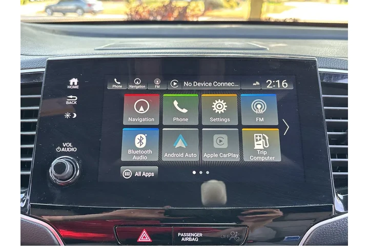 $25000 : 2020 Passport Touring image 6