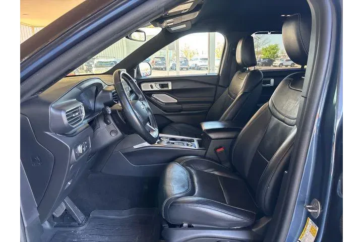 $23998 : Ford Explorer 2020 AWD ST 4d image 4