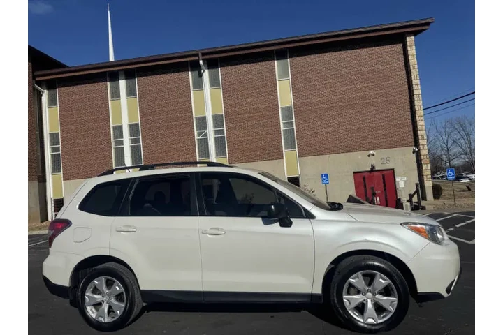 $6999 : 2015 Forester 2.5i image 5
