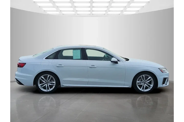 $24465 : Audi A4 2023 AWD quattro S l image 6