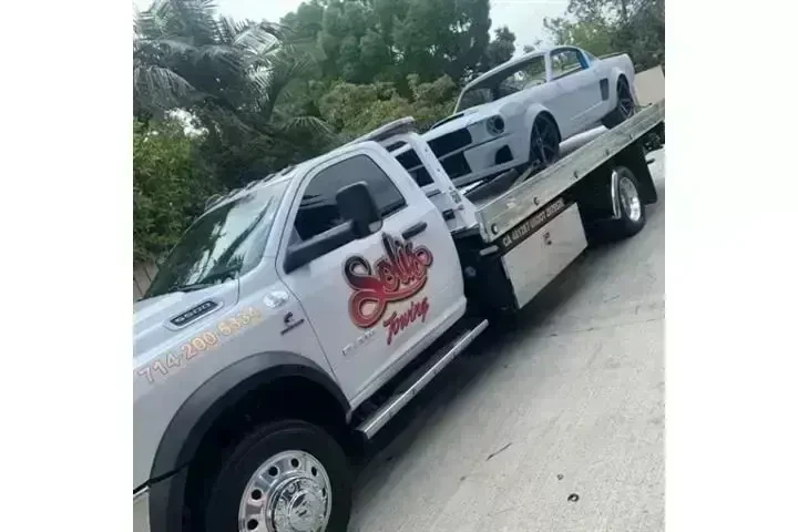 SERVICIO DE GRÚA 24/7 image 5