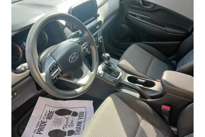 $10800 : 2020 Kona SE image 7