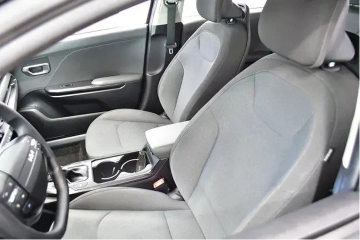 $20994 : Kia K4 2025 LXS 4dr Sedan image 9