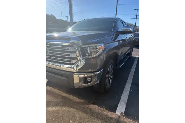 $29720 : Toyota Tundra 2018 4x4 Limit image 1