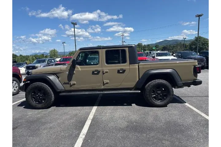$28999 : Jeep Gladiator 2020 4x4 Spor image 6