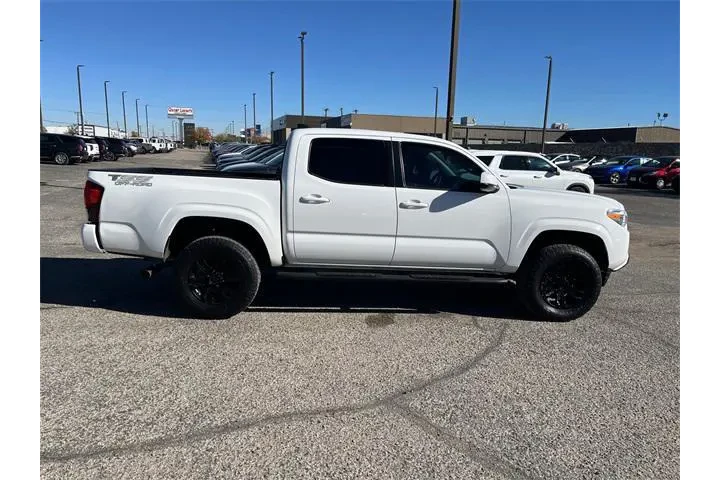 $32098 : Toyota Tacoma 2022 4x2 SR5 4 image 9
