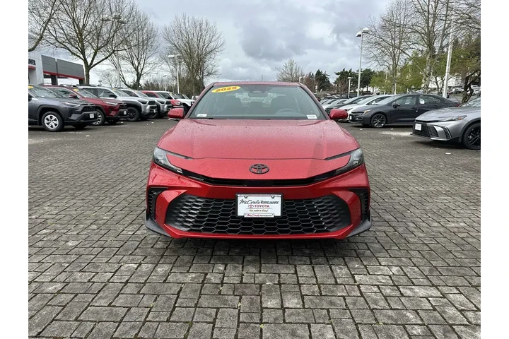 $32681 : Toyota Camry 2025 AWD SE 4dr image 7