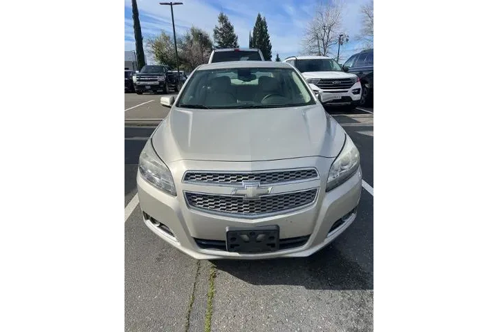 $11988 : Chevrolet Malibu 2013 LTZ 4d image 3
