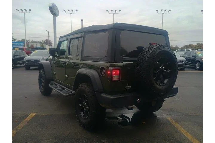 $23495 : Jeep Wrangler Unlimited 2021 image 10
