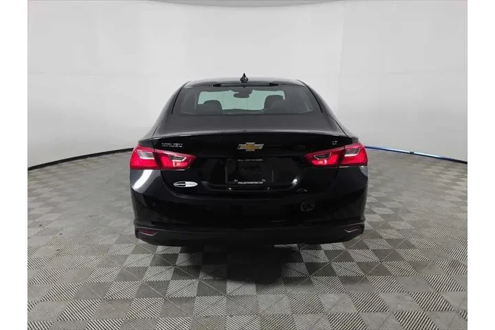 $19665 : Chevrolet Malibu 2024 LT 4dr image 7