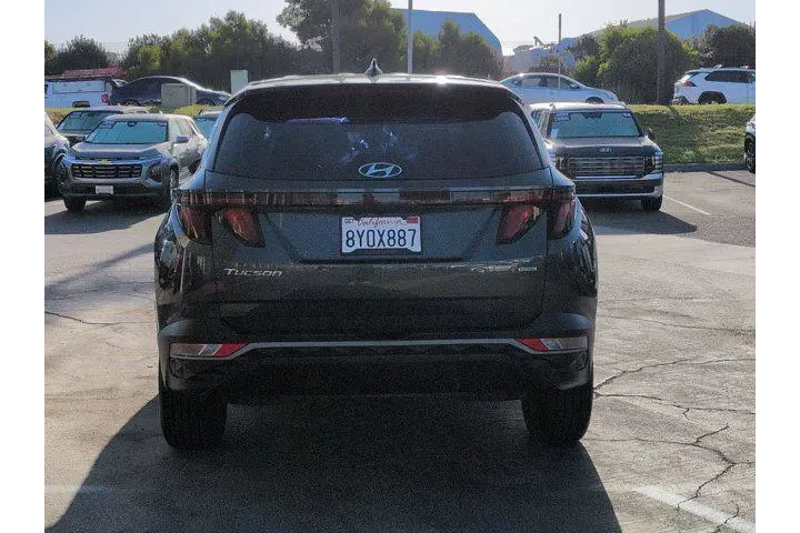 $21082 : Hyundai TUCSON 2022 AWD SE 4 image 7
