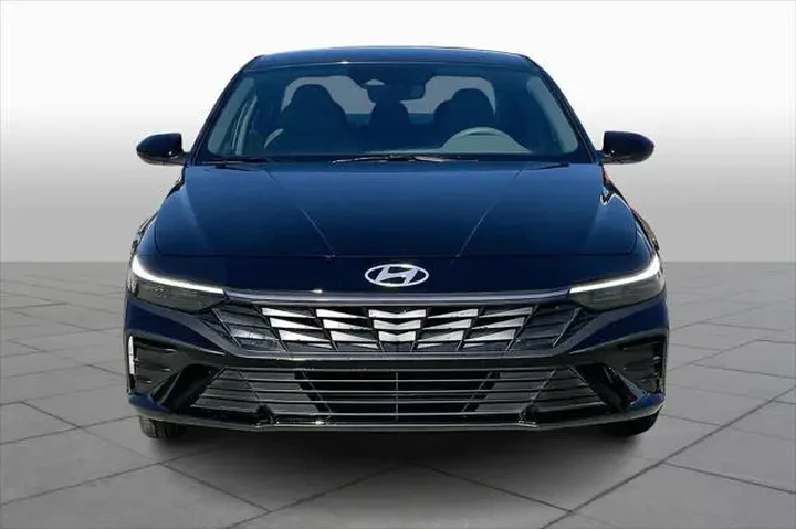 $21397 : Hyundai ELANTRA 2025 SEL Spo image 4