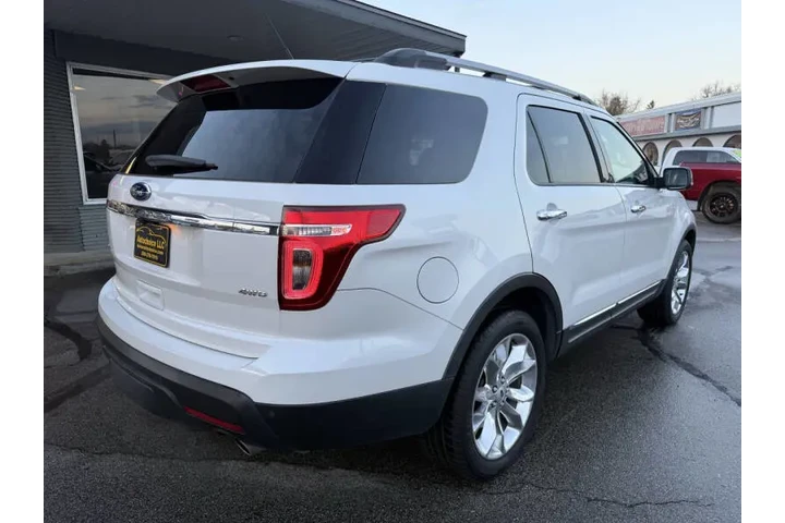 $11750 : 2015 Explorer Limited image 8