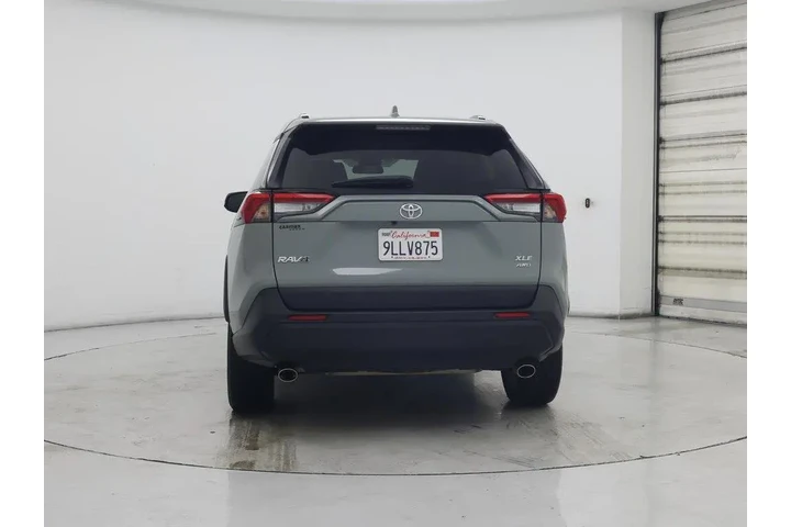 $31998 : Toyota RAV4 2023 AWD XLE Pre image 6
